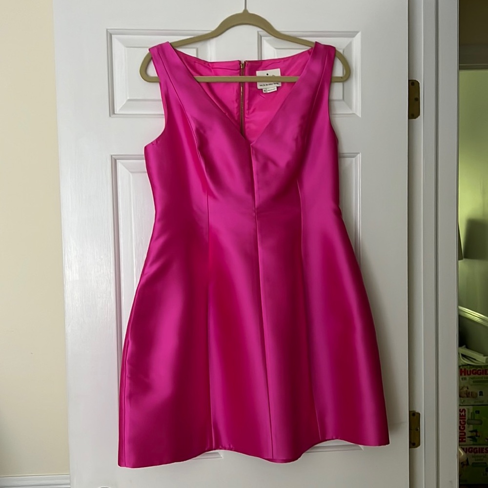 Absolutely GORGEOUS, size 10 pink Kate Spade cocktail dress.